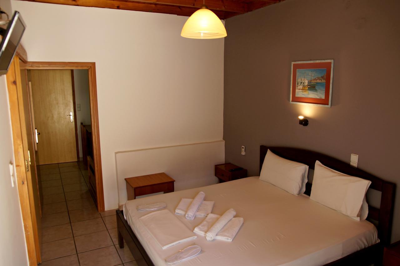 Hotel Madares Loutro Exterior foto